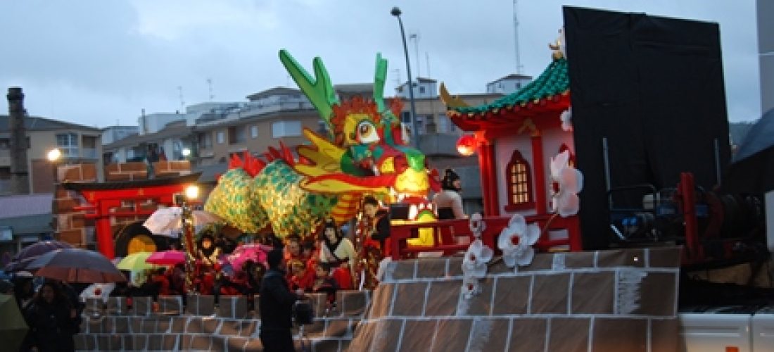 El dragón oriental del Alonso Alcalá obtiene el primer premio en una deslucida cabalgata de Reyes