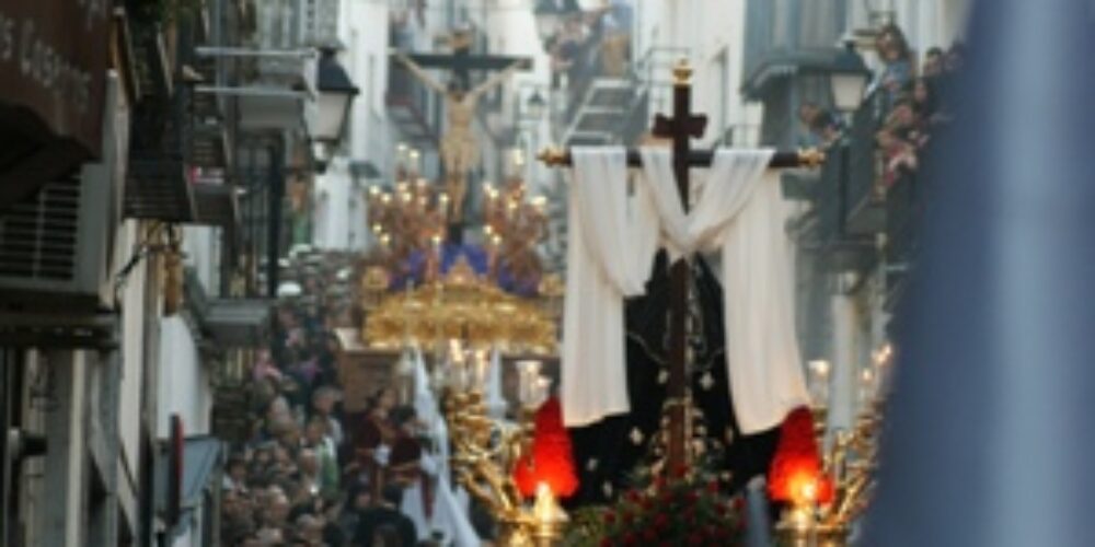 Intensa Jornada de Viernes Santo