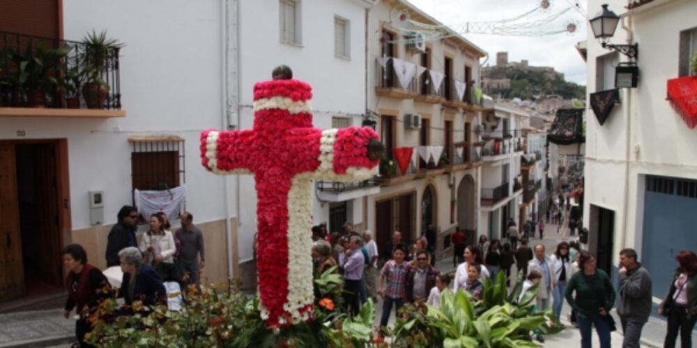 El tiempo ha dejado disfrutar de las fiestas de la Cruz del Juego Pelota